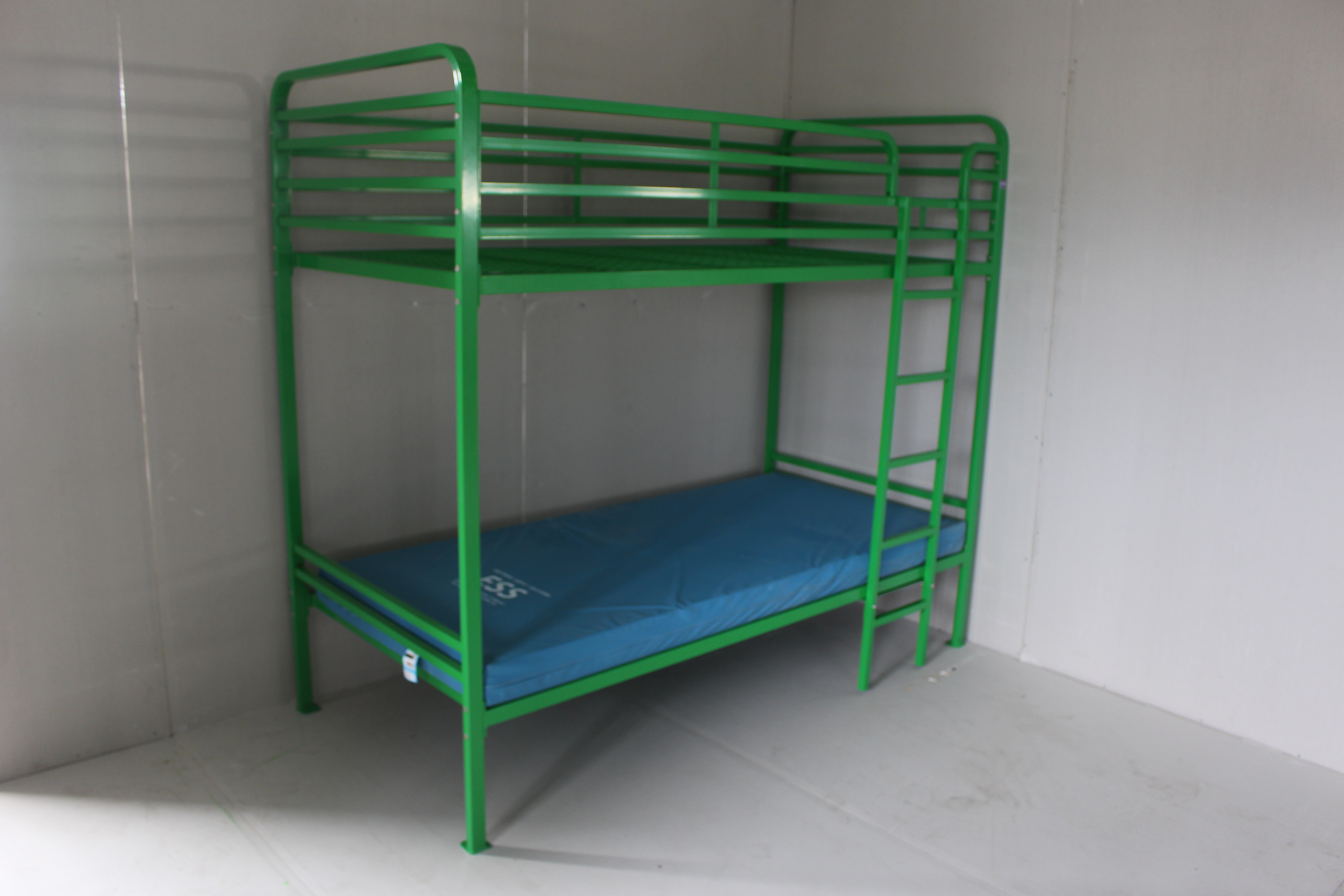 heavy-duty-bunk-beds