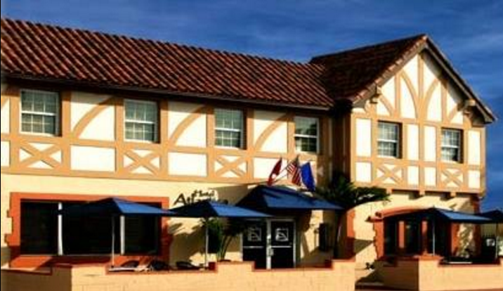 Jazz On South Beach Hostel Miami Management