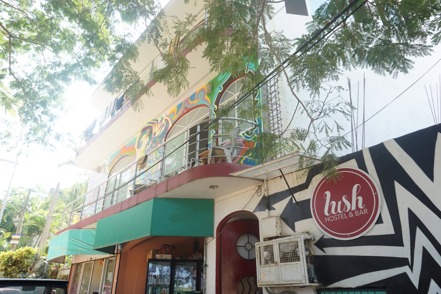 Actualizar 37+ imagen lush hostel and bar sayulita