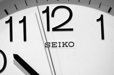 wasting time webinar clock wasting-time-webinar-clock