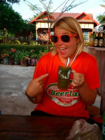 beerlao tshirt backpacker drink sunglasses outside mojito happy hostel travel